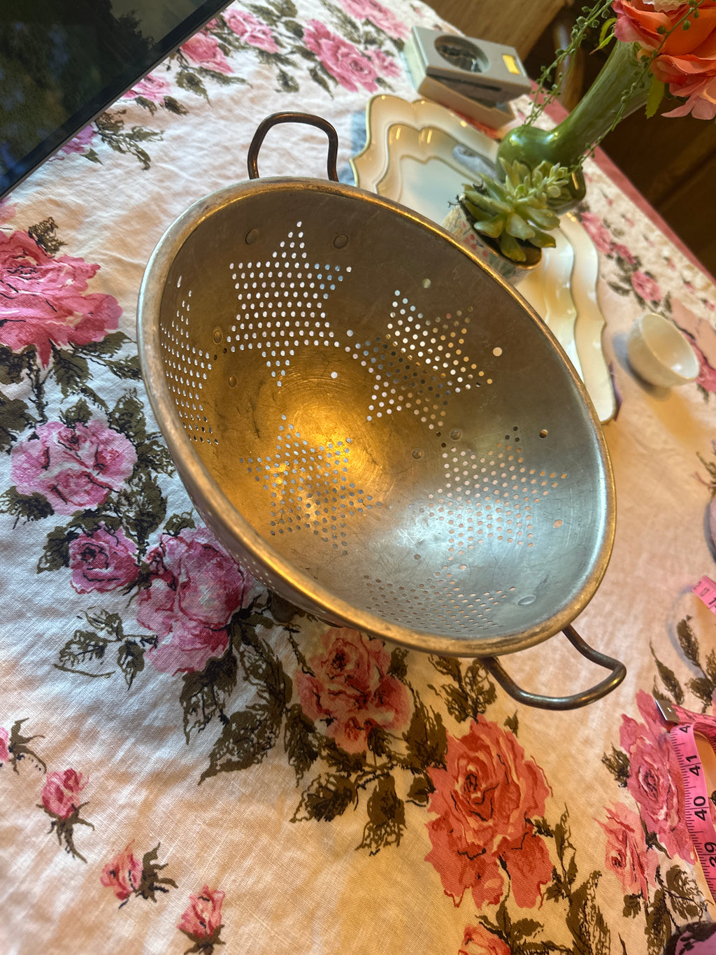 Vintage Aluminum 7 Star Colander
