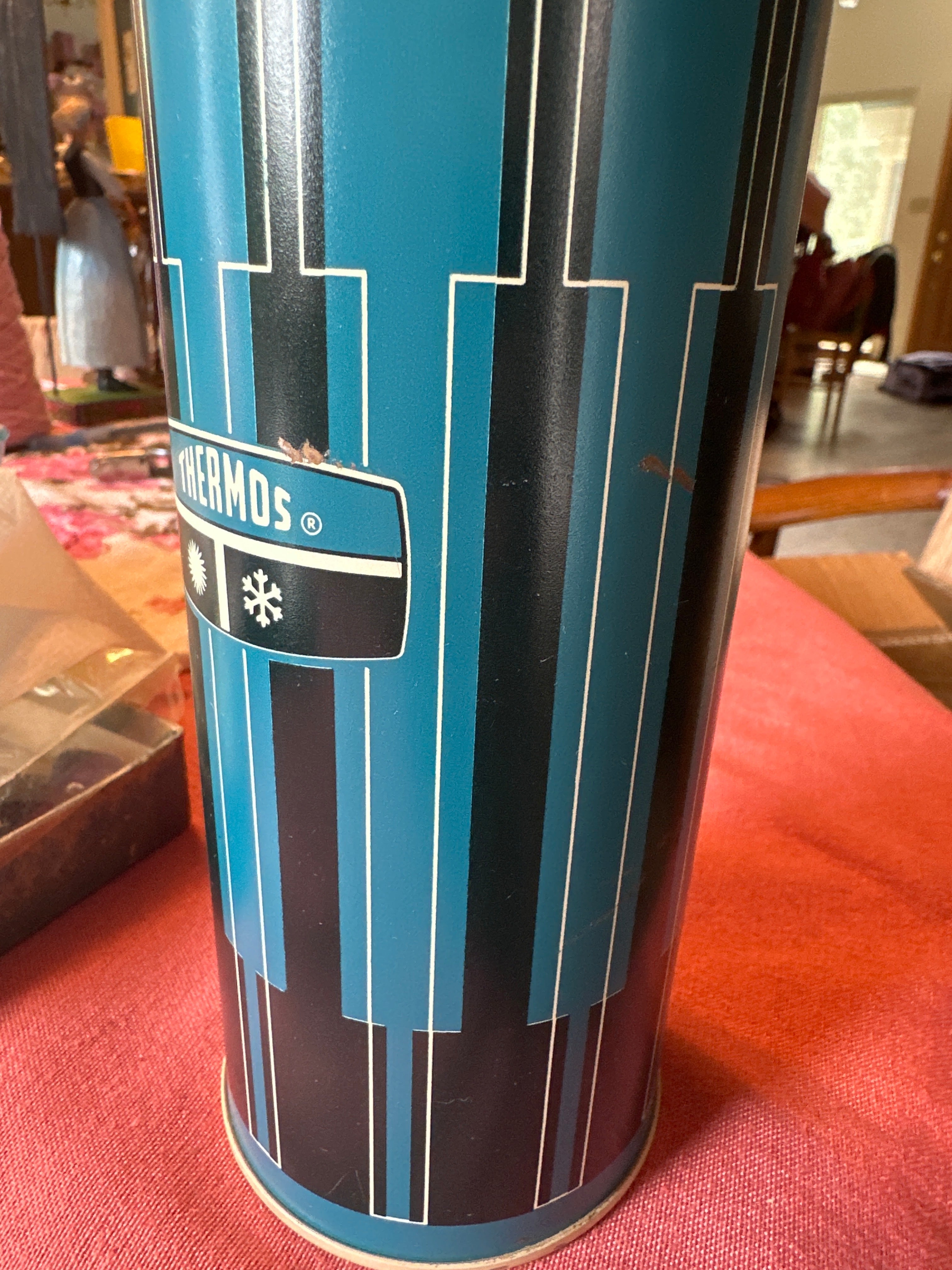 Vintage King Seely Metal Blue/ Black Design 14oz.