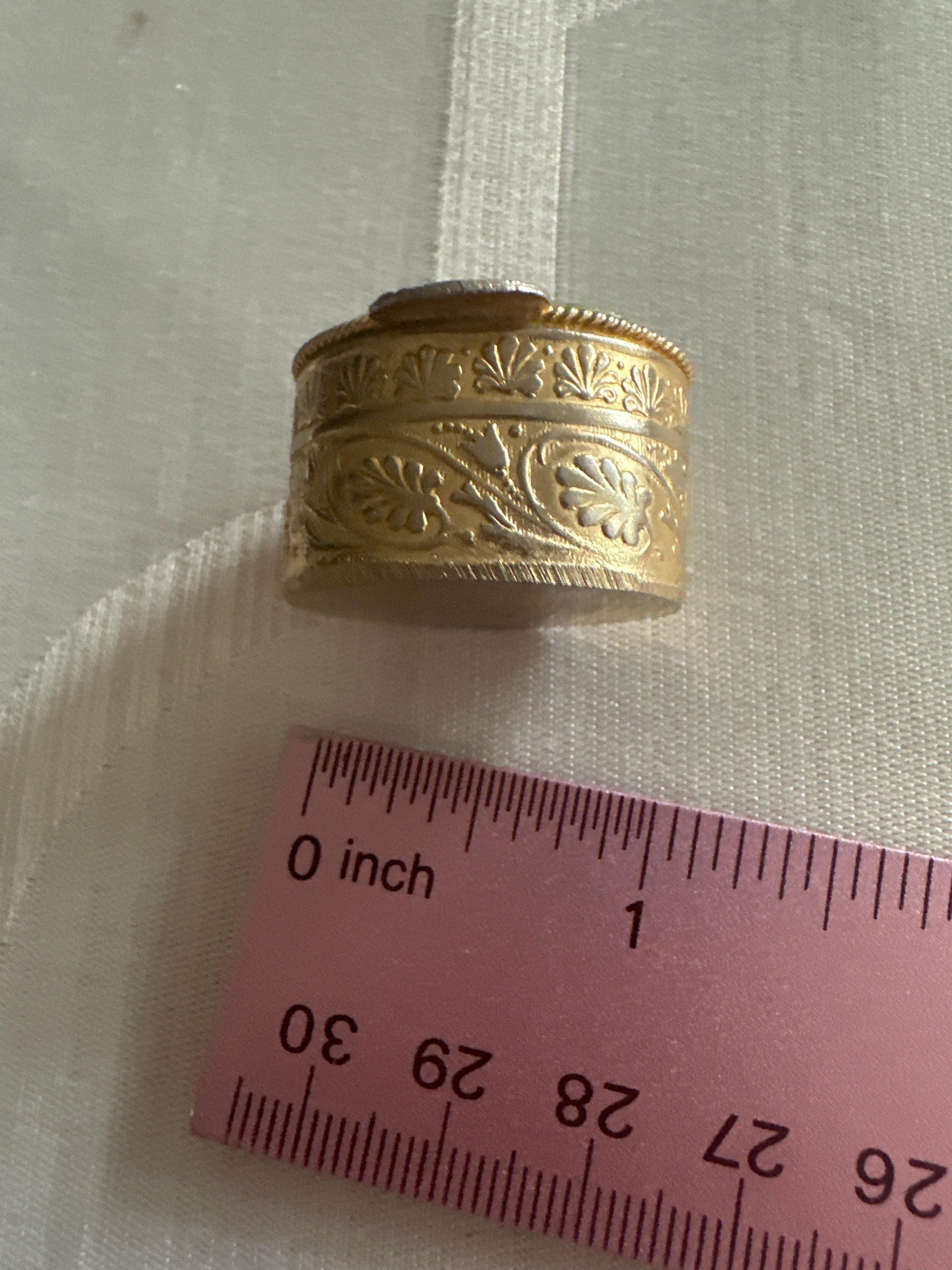 Vintage Italian Micro Mosaic Daisy Floral  Pill Box