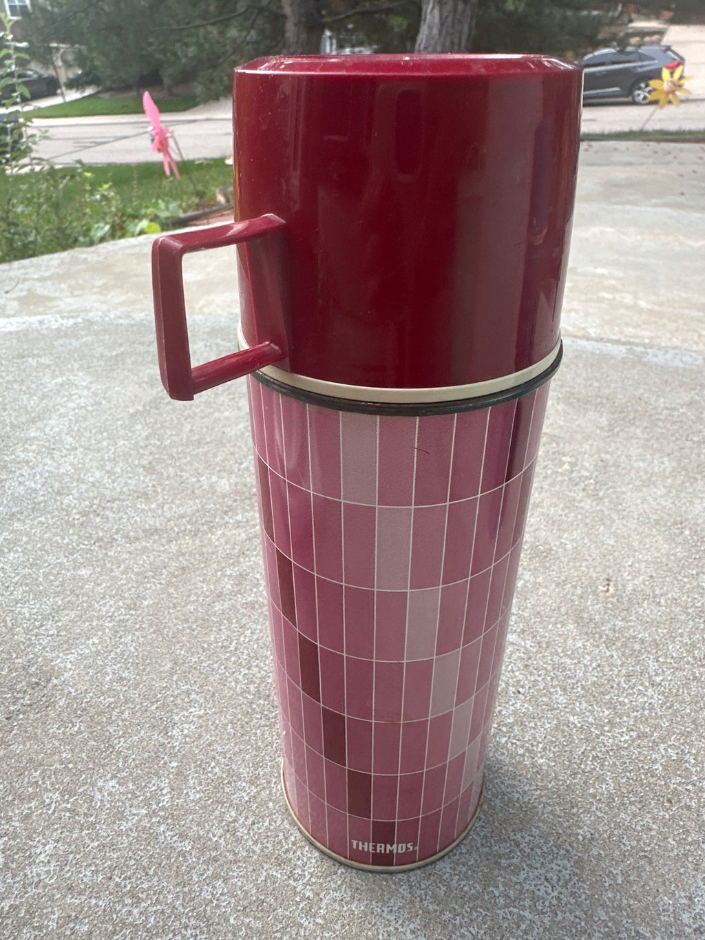 Vintage King Seeley Metal Red/Pink Squares 14 oz.