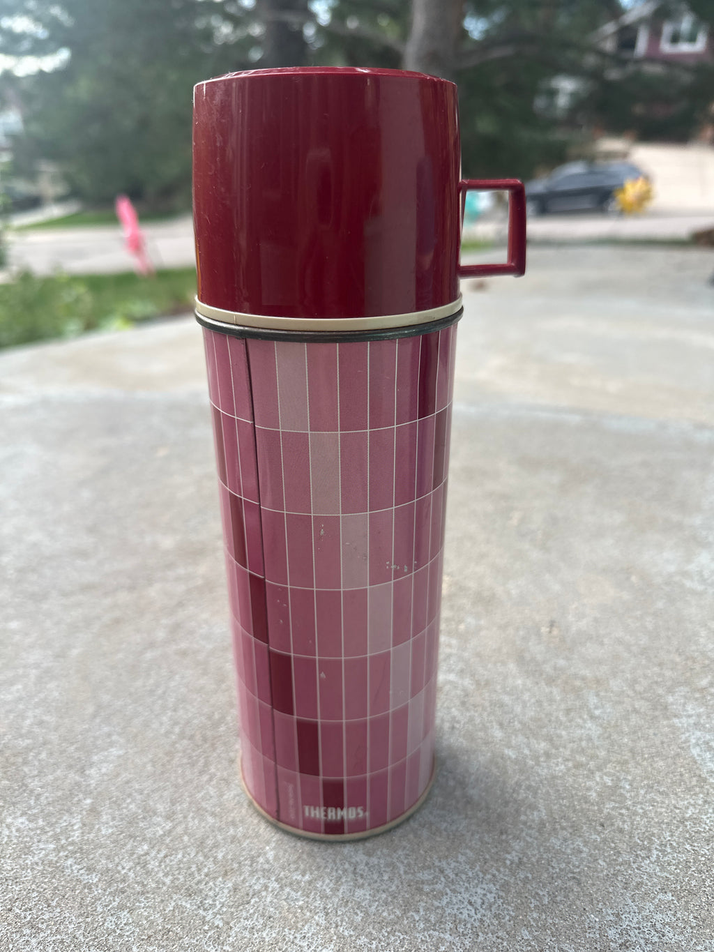 Vintage King Seeley Metal Red/Pink Squares 14 oz.