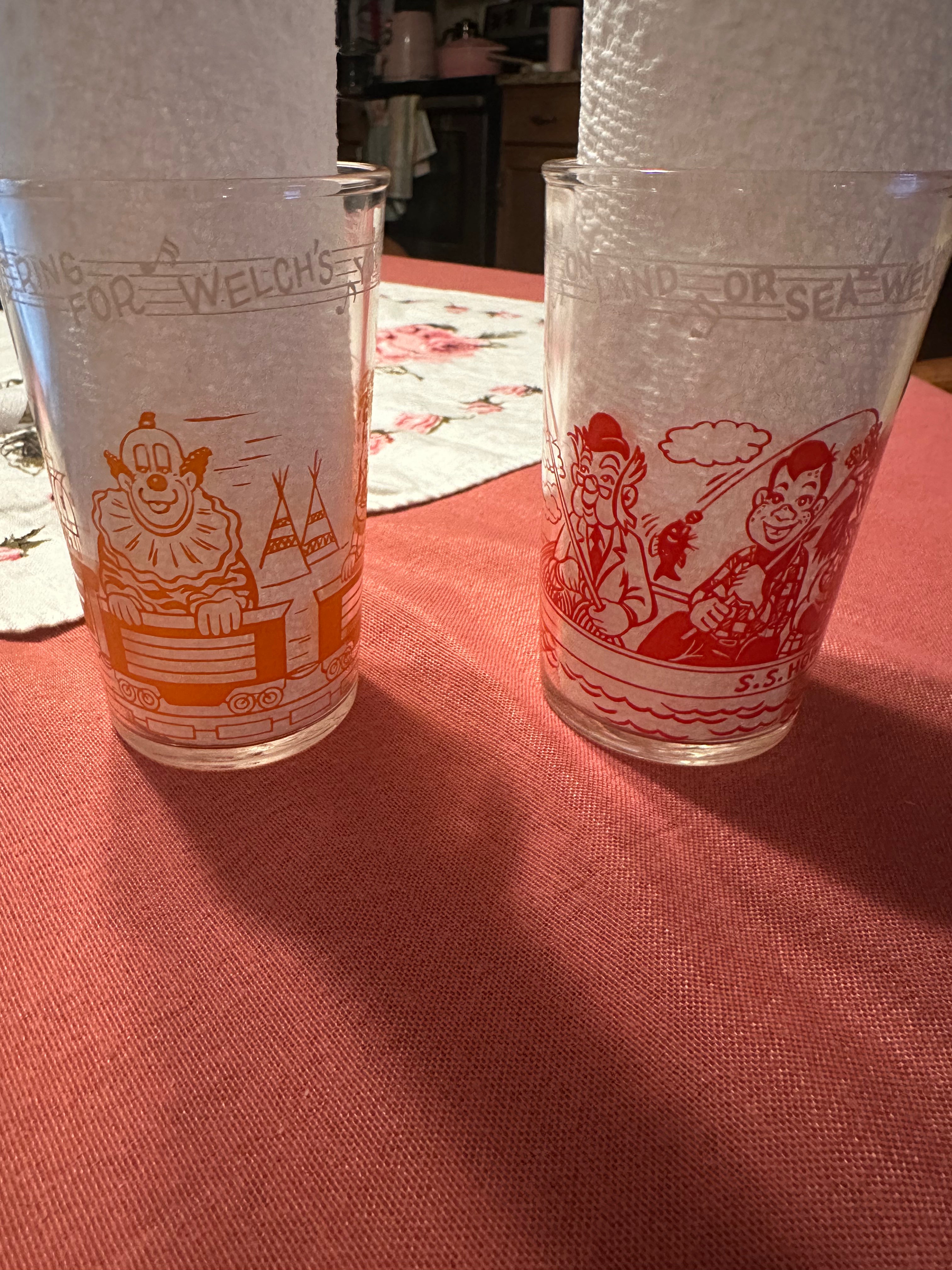 Vintage Howdy Doody Clarabell Set of 2 Welches Grape Jelly Glasses