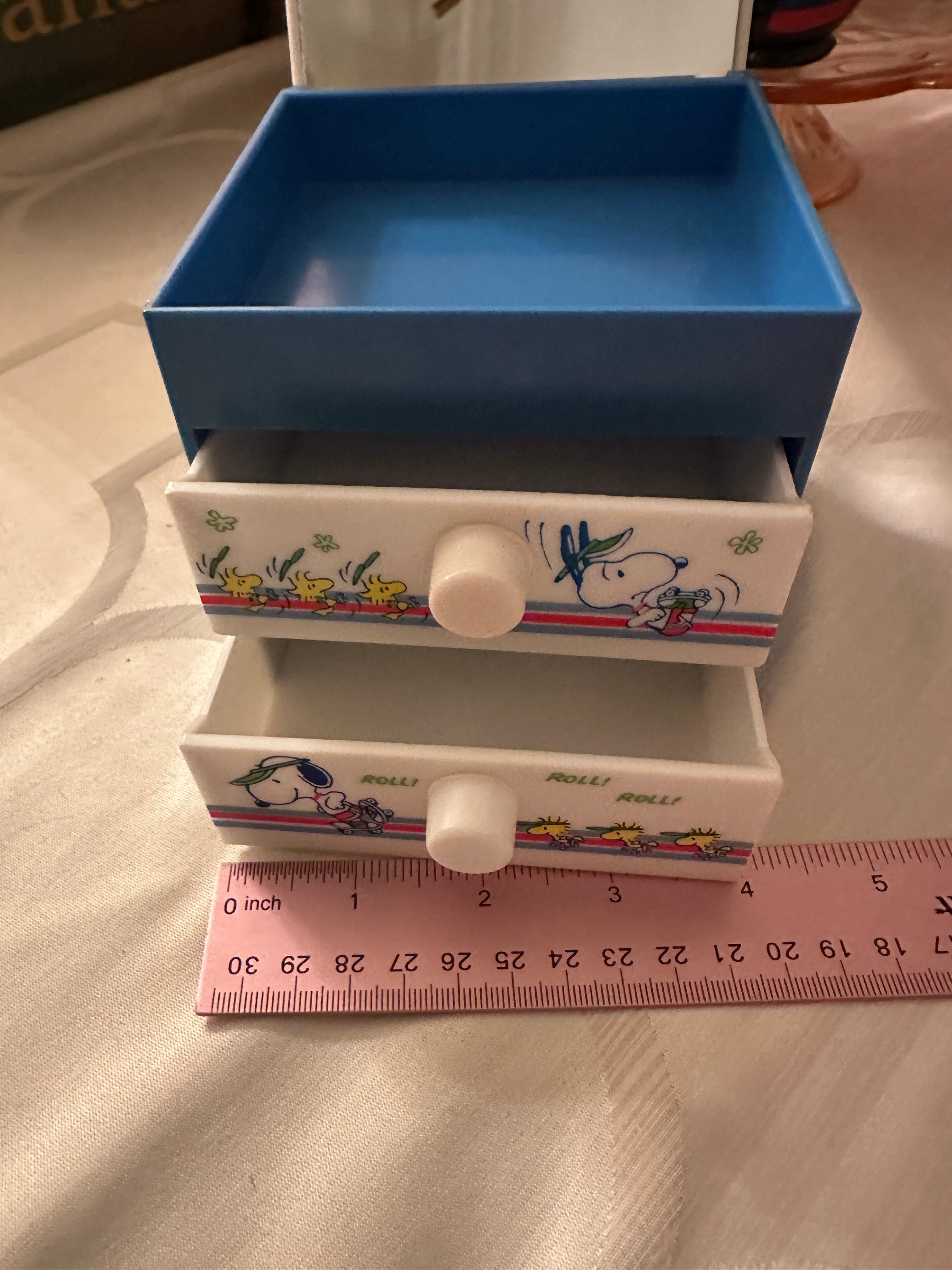 Vintage Snoopy Sanrio Plastic Trinket Box